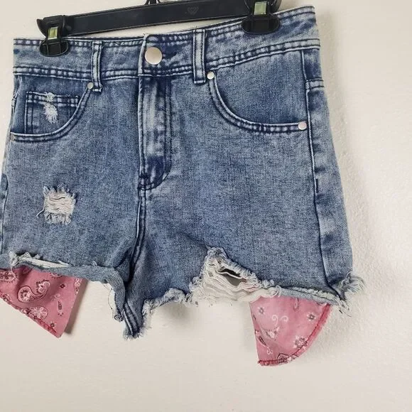Women's Kreamy Denim Red Kerchief Bandana Pockets Distressed Cuff Off Shorts LRG - Picture 4 of 10